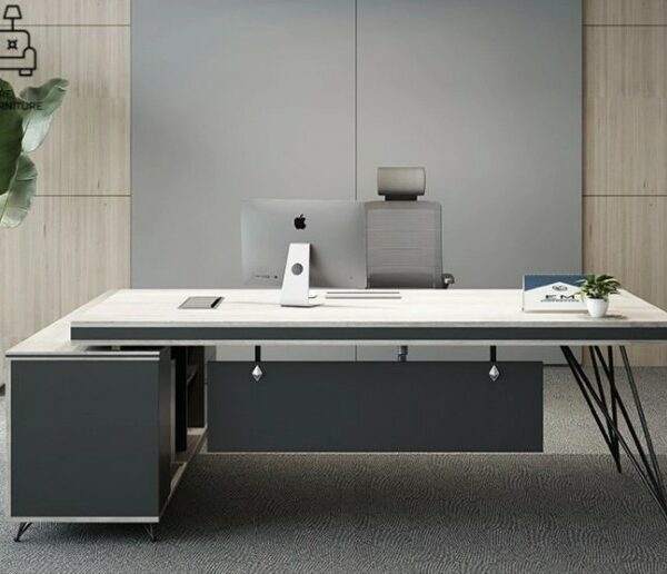Director Table 025 (RHL-DRT-100-025)